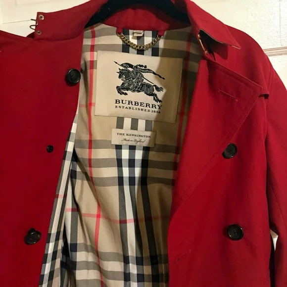 Burberry “ The Kensington” rare Red Trench Coat - Picture 2 of 4